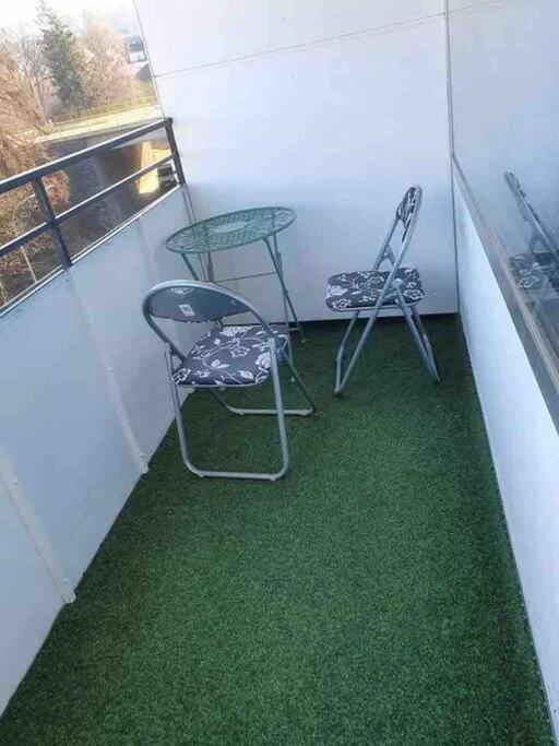 Apartment 55 I Cental Hof I Wifi I Tv Buitenkant foto